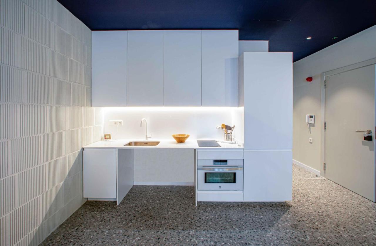 Barcelona Touch Apartments - Rosich L'Hospitalet de Llobregat Eksteriør bilde
