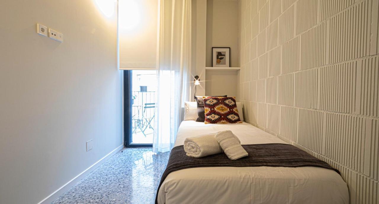 Barcelona Touch Apartments - Rosich L'Hospitalet de Llobregat Eksteriør bilde
